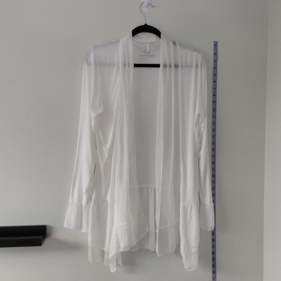 FEMME FATALE White sheer blouse Size M - Picture 1 of 9